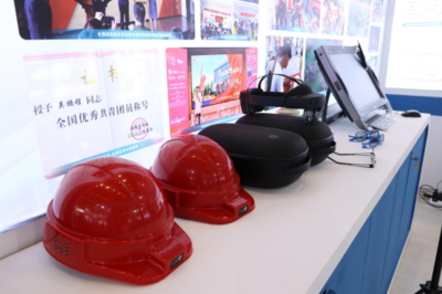 我校參加第十二屆陜西教育博覽會暨招生咨詢會，提供專業(yè)教育咨詢服務(wù)